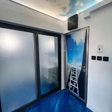 Delux Apartment ไกรโอวา ภายนอก รูปภาพ