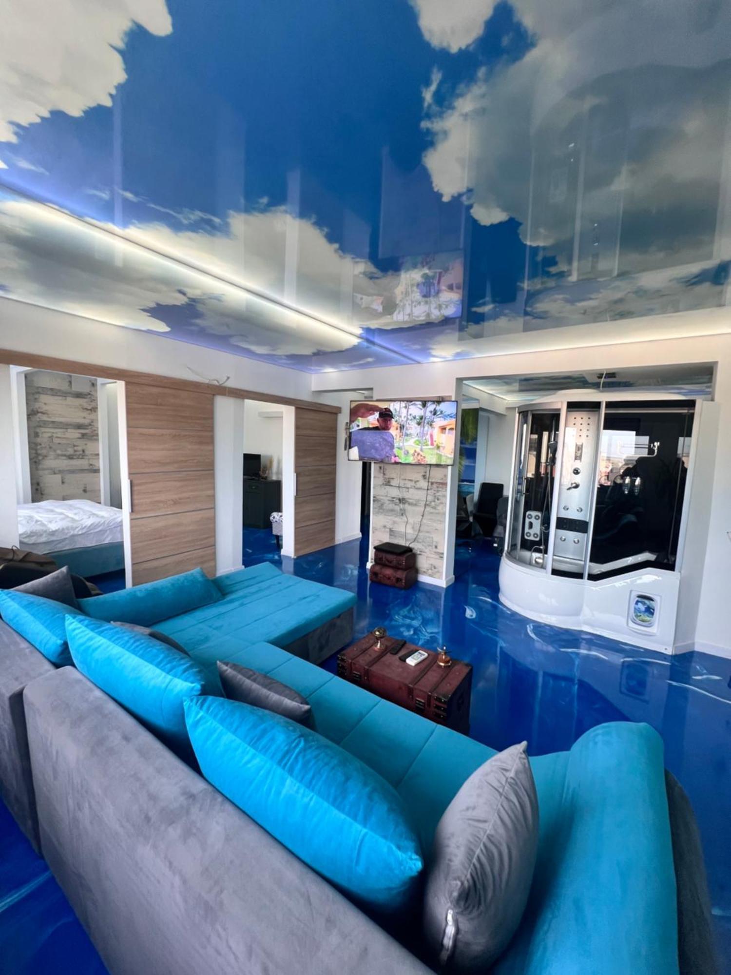 Delux Apartment ไกรโอวา ภายนอก รูปภาพ