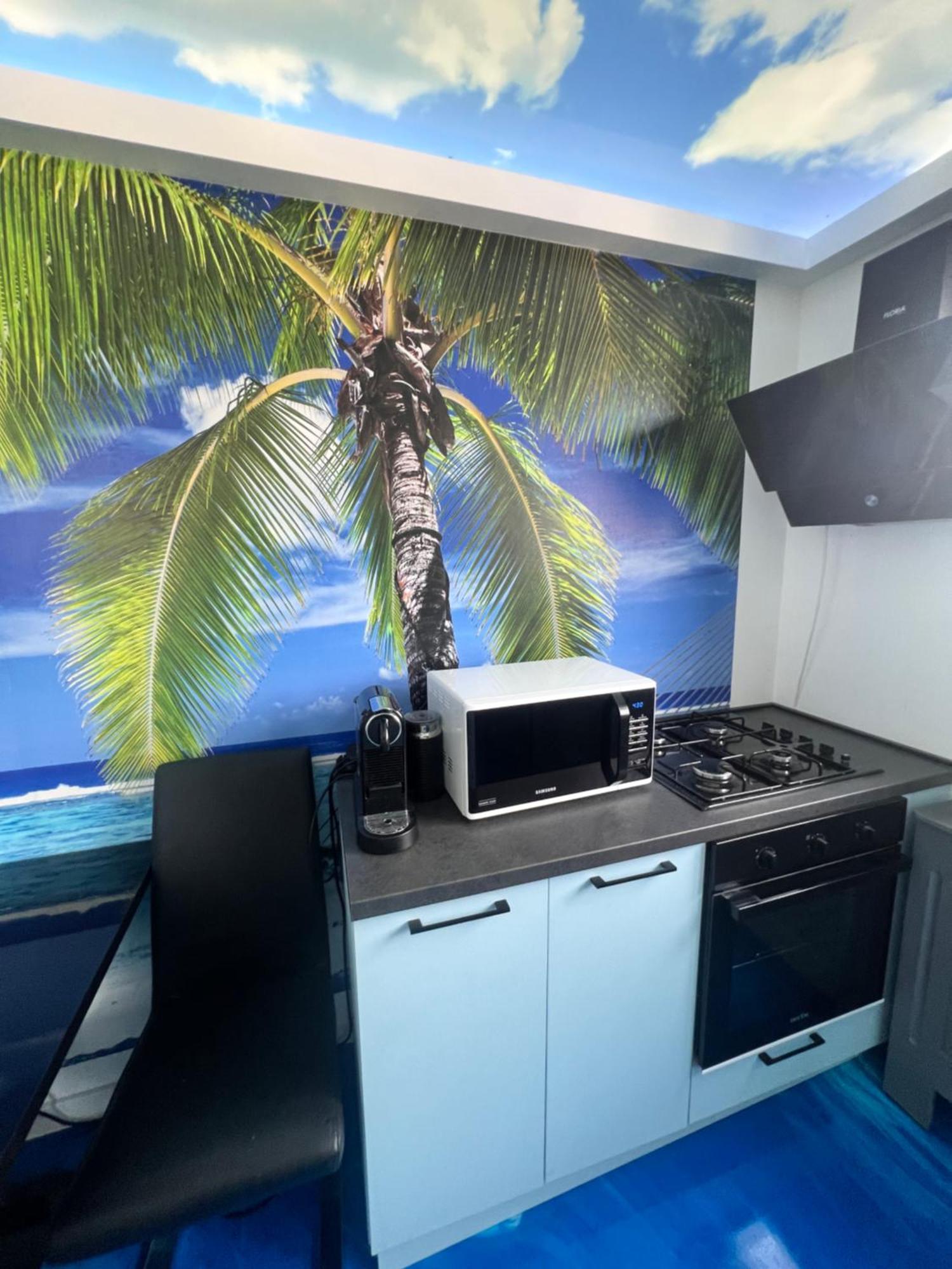 Delux Apartment ไกรโอวา ภายนอก รูปภาพ